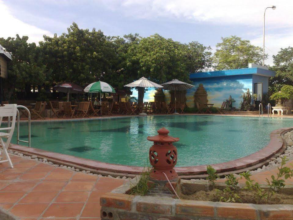 Hoang Yen Hotel Quy Nhon Exterior foto